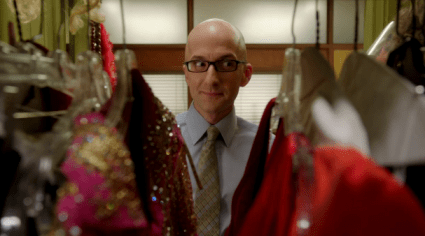 dean-pelton-happy-425x236