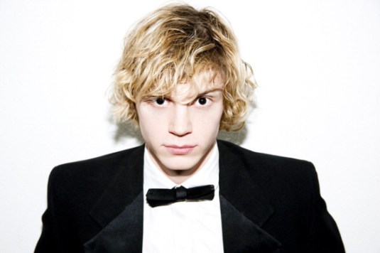 Evan Peters, o Mercúrio do novo filme dos mutantes