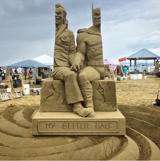 batman_joker_sand